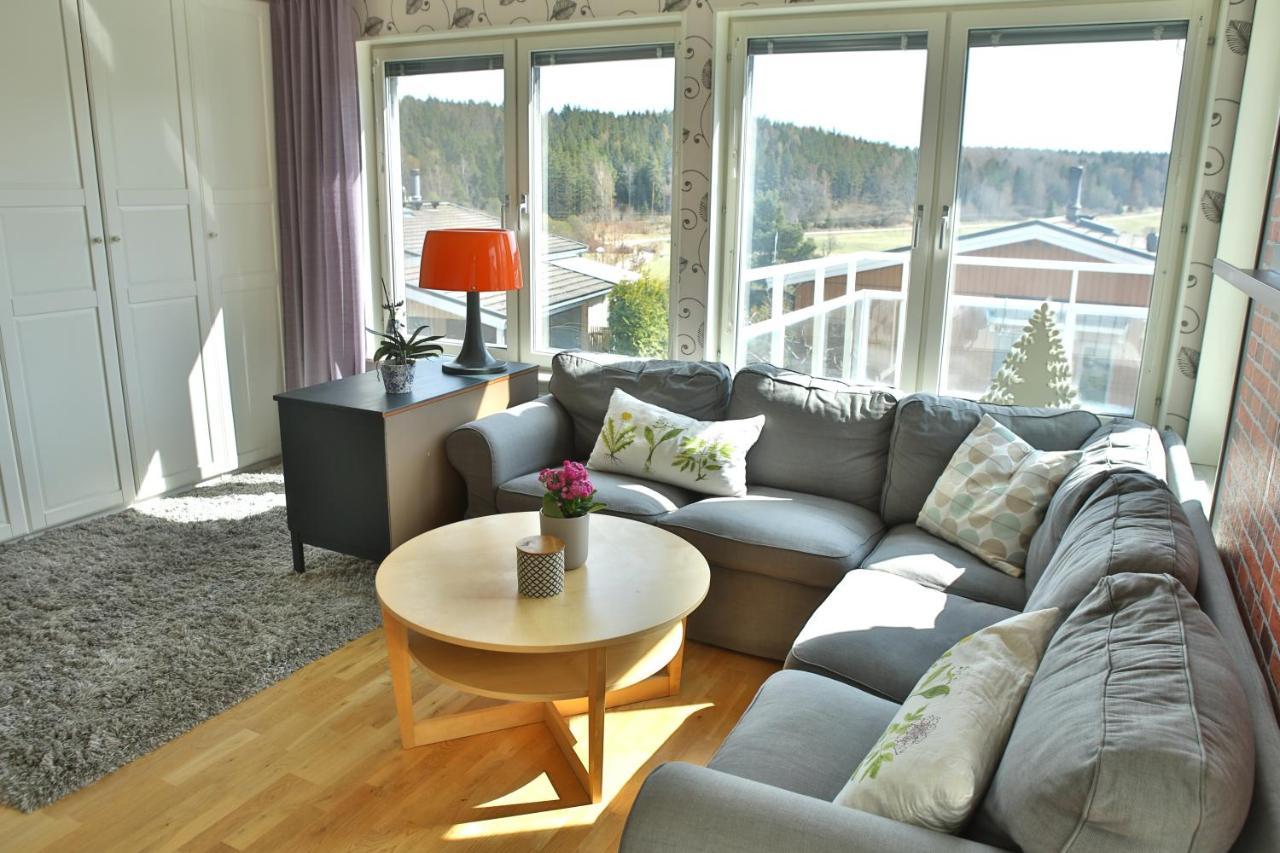 Ett mysigt gästrum&10 min Arlanda&Nära Slott Sigtuna Exteriör bild