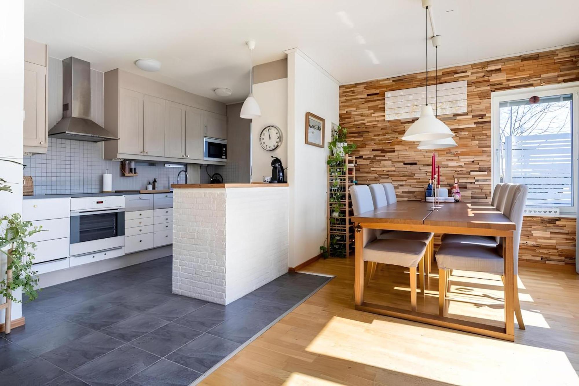 Ett mysigt gästrum&10 min Arlanda&Nära Slott Sigtuna Exteriör bild