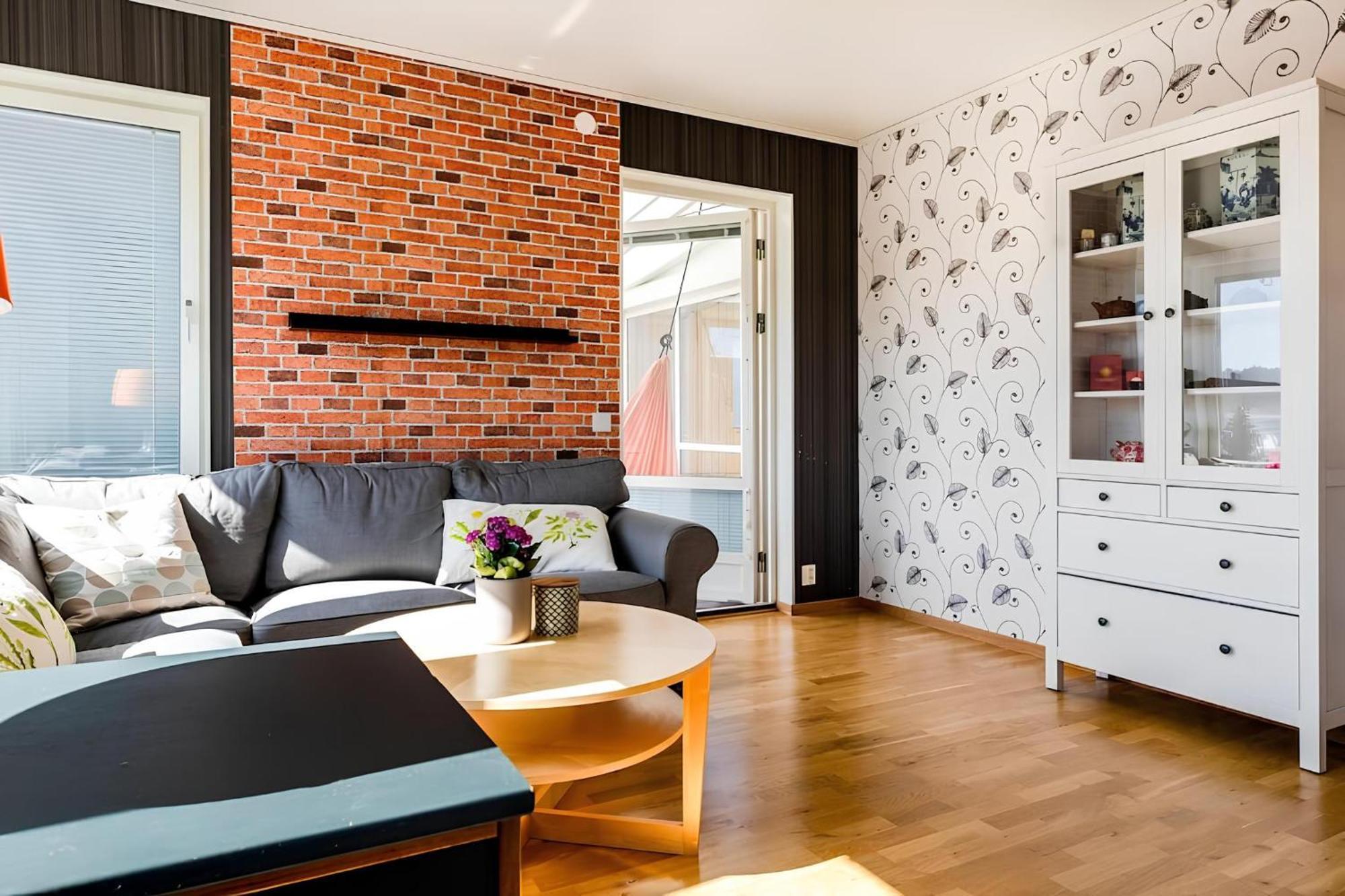 Ett mysigt gästrum&10 min Arlanda&Nära Slott Sigtuna Exteriör bild